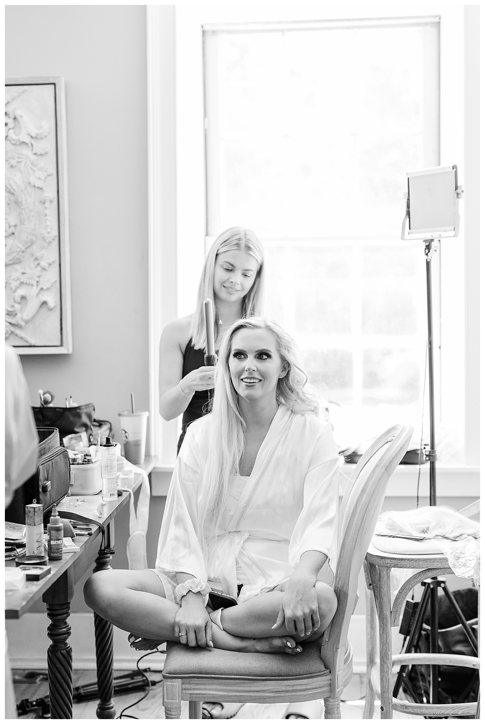Stone House of St. Charles Bridal portraits and getting ready 