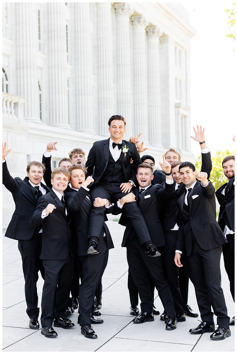 Groom photos in Jefferson City Missouri State capitol