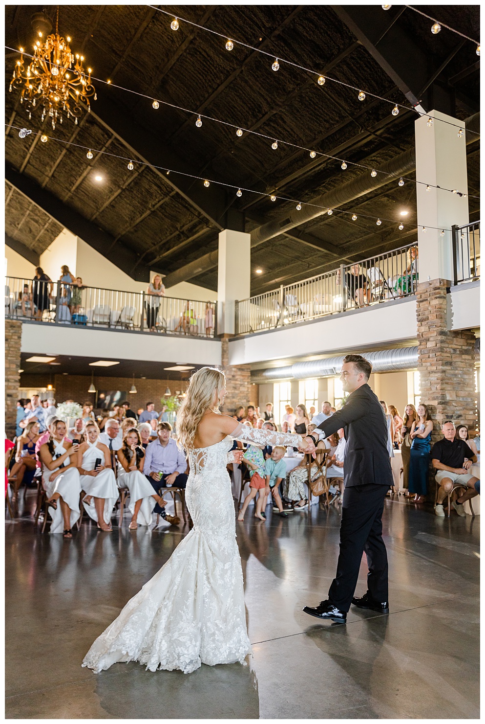 Wedding at Capital Bluffs Event center Jefferson City Missouri