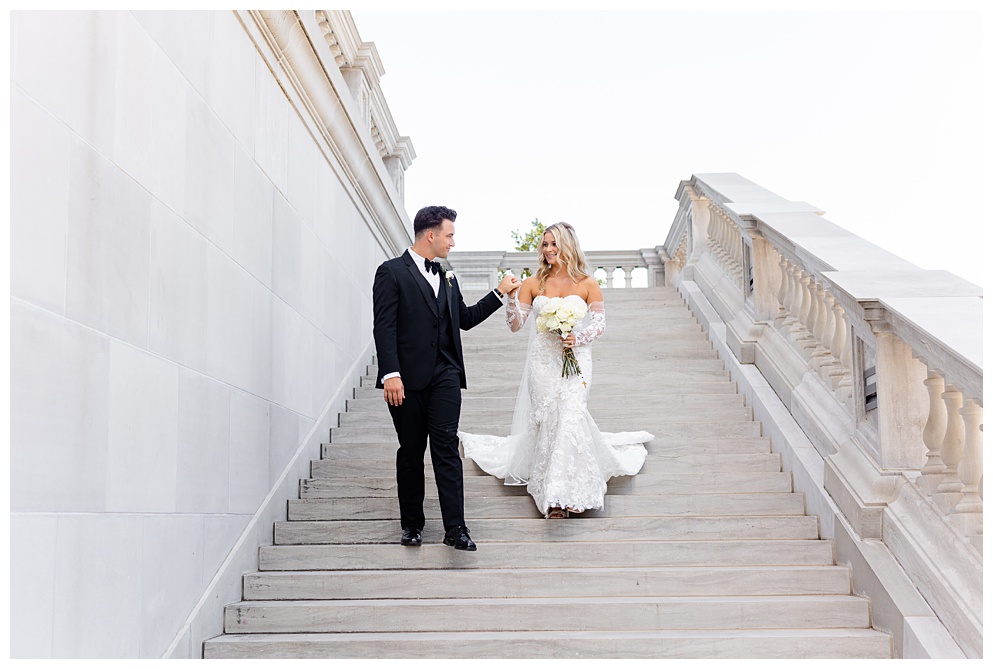 Wedding photos Jefferson City State capitol