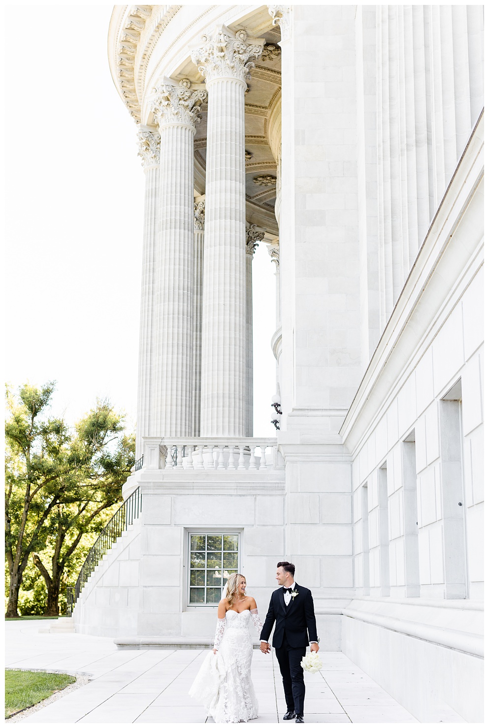 Wedding photos Jefferson City State capitol