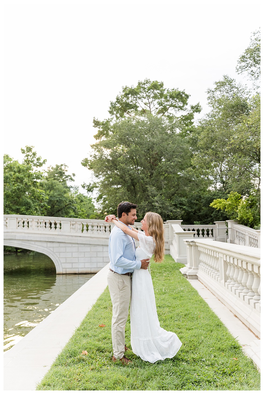 Forest Park engagement session in St. Louis Missouri 